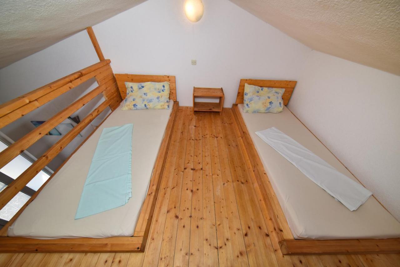 זאטון Apartments Zrakic מראה חיצוני תמונה