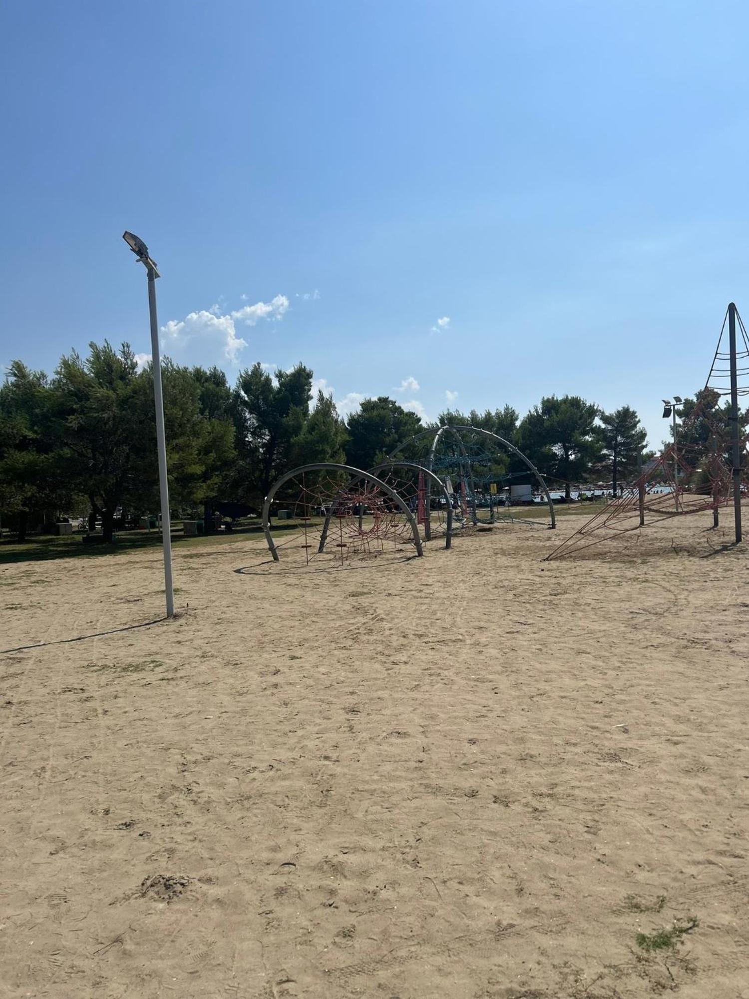 זאטון Apartments Zrakic מראה חיצוני תמונה